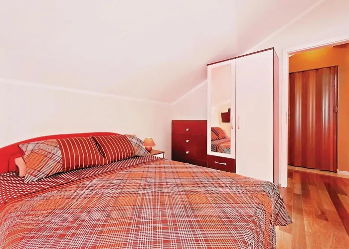 Zatonska V * ヴォディツェ